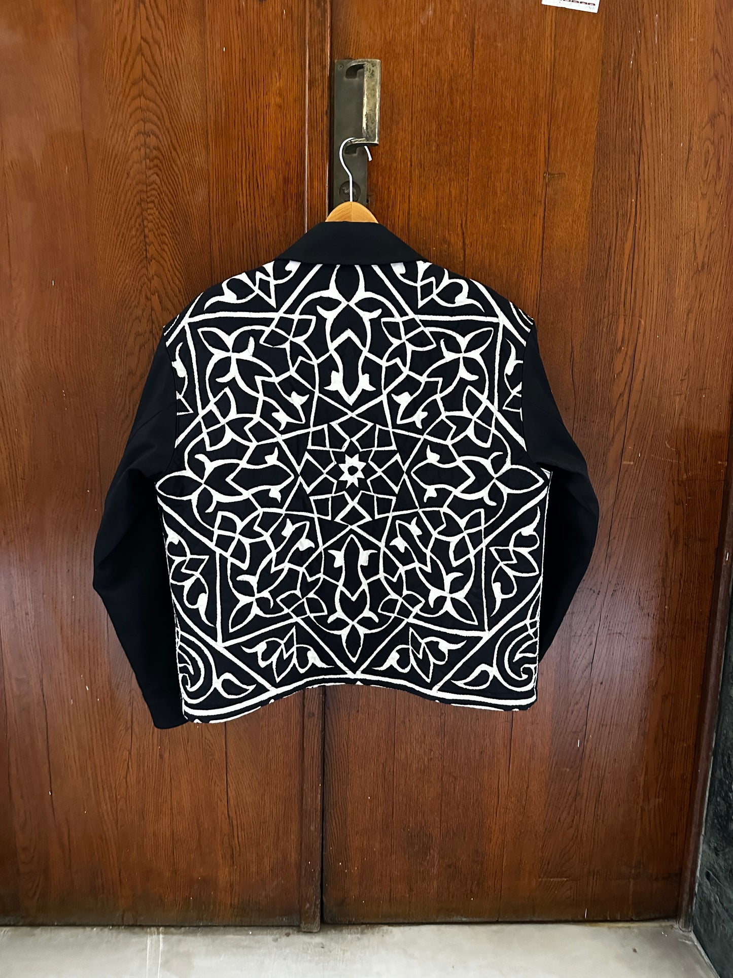 1-OF-A-KIND KHAYAMIYA JACKET BLACK/WHITE